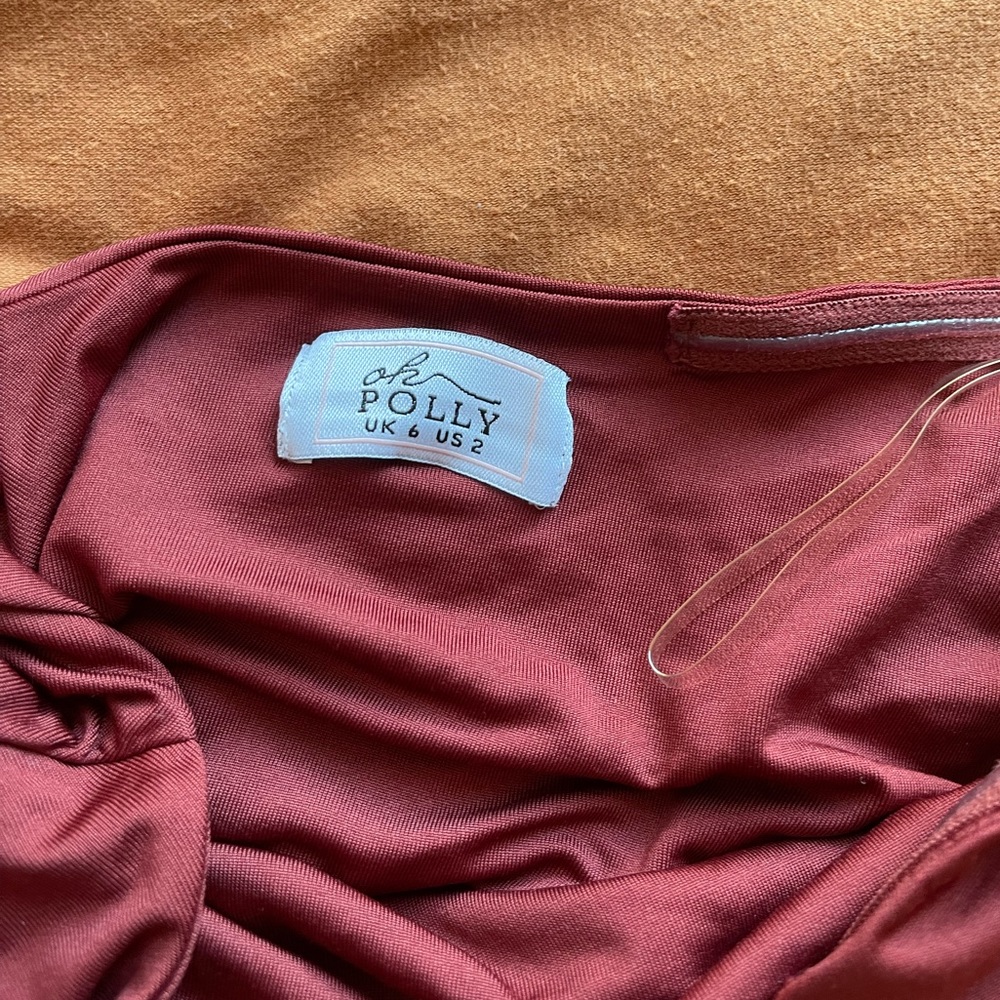 Oh Polly One Shoulder Mini Dress in Maroon - Picture 2 of 2